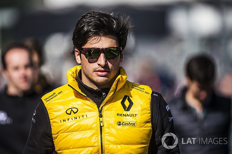 Sainz wil in toekomst in voetsporen van zijn vader treden