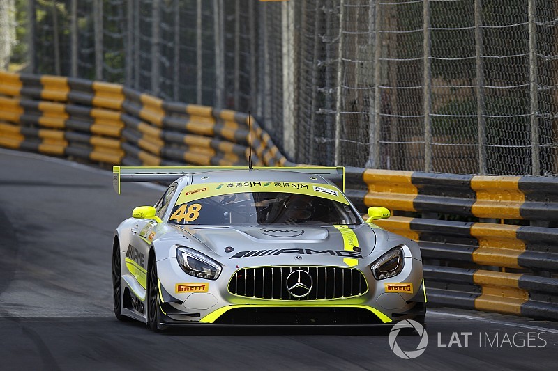 Macau GT: Mortara on pole as Mercedes dominates
