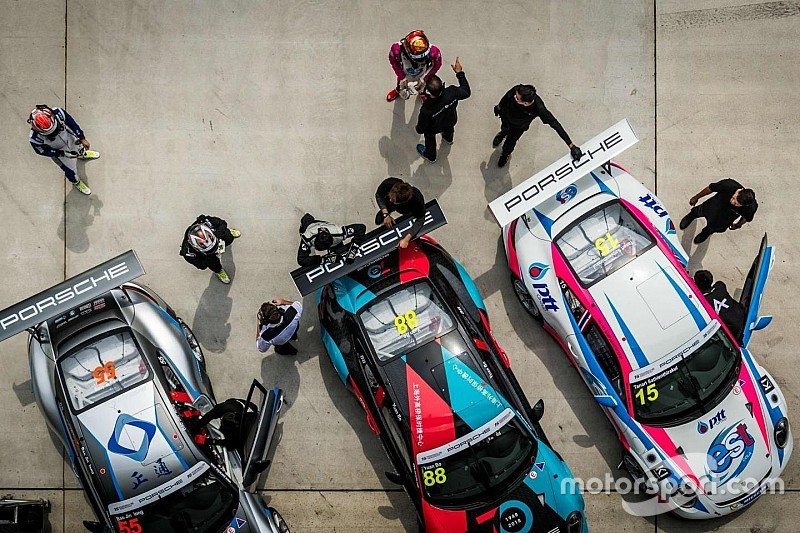 Pembalap Indonesia ikuti Porsche Carrera Cup Asia 2018