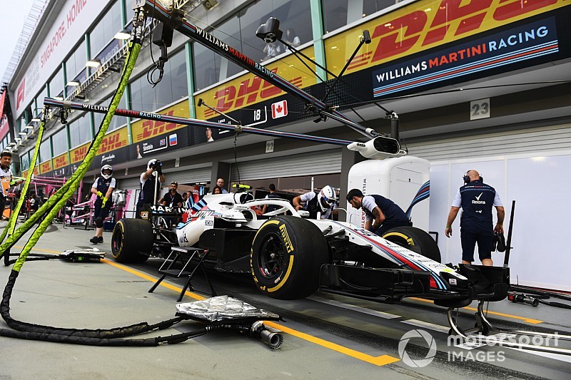 A Williams 2.20 másodperces kerékcseréje Szingapúrból