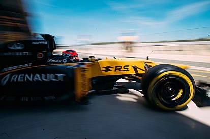 Kubica, Macaristan testlerinde Renault ile piste çıkacak!