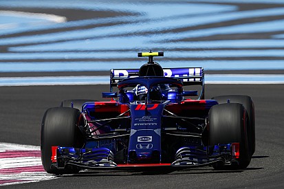 Toro Rosso ilk seanstaki lastik olayından ötürü şartlı 10 bin euro ceza aldı
