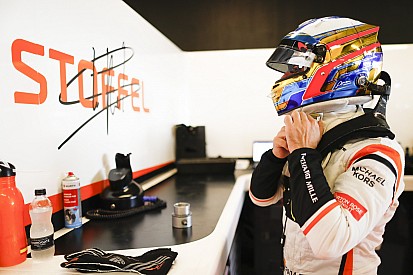 Alonso, De la Rosa ile Dubai 24 Saat yarışına katıldı