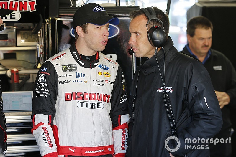 Brad Keselowski tops two playoffs drivers in Saturday's first practice