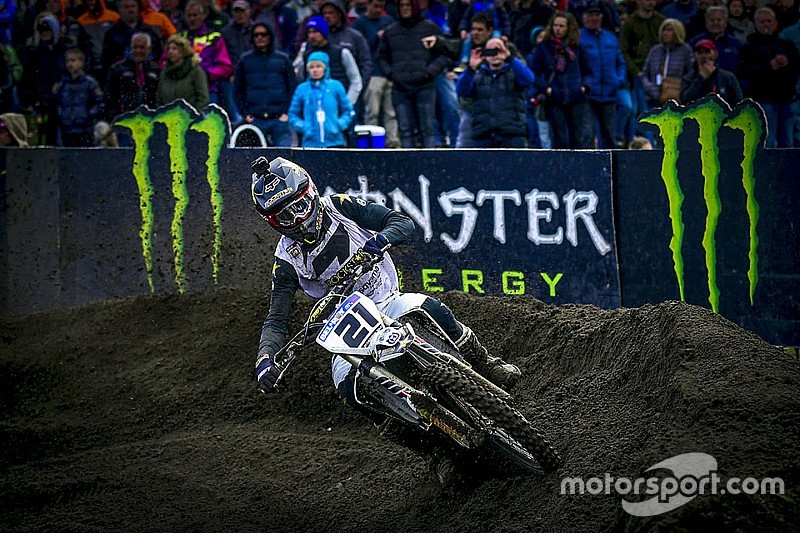 Paulin y Jonass dominan el GP de Europa de MXGP; Prado sufrió