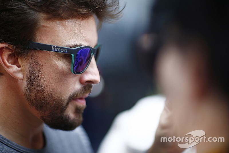 【F1】アロンソ、シーズン中盤でのマクラーレン離脱説を否定