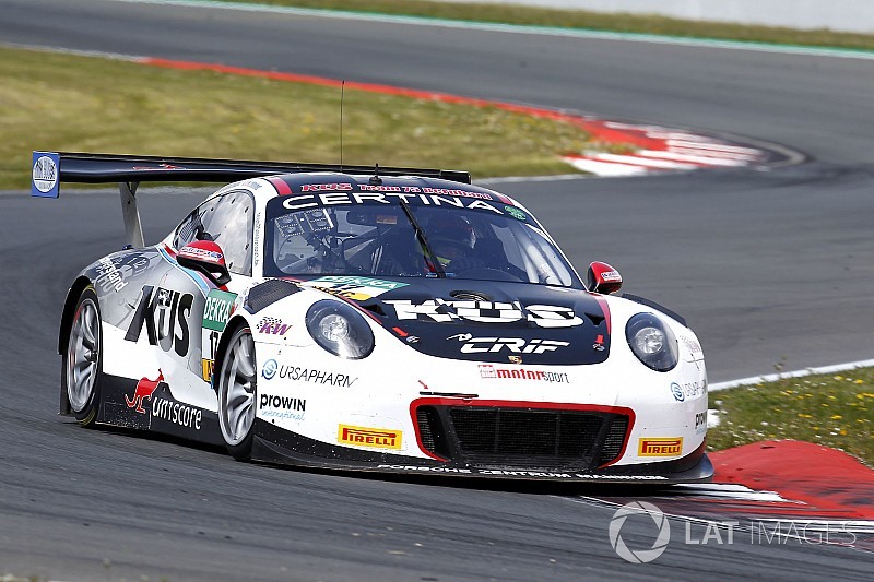 Porsche-Team von Weltmeister Timo Bernhard bei den 24h Spa 2017
