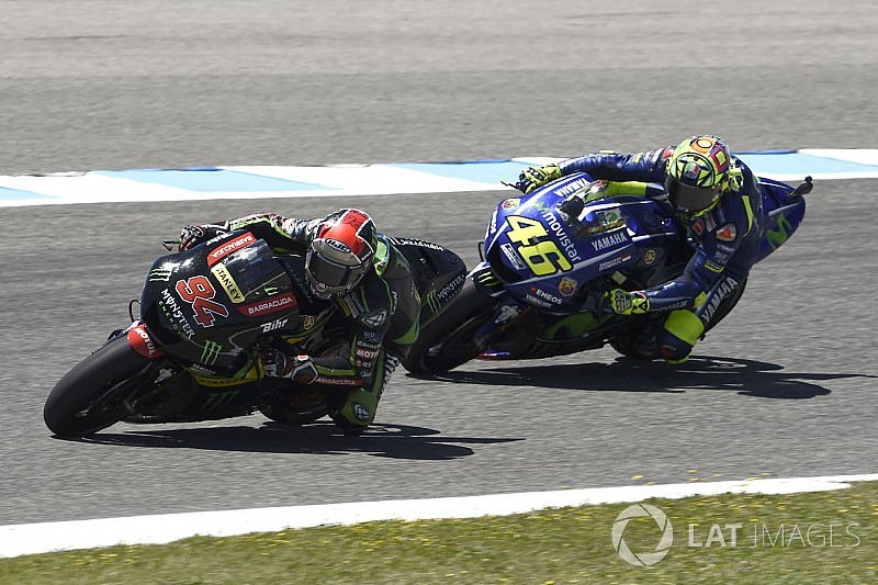 Rossi tak khawatir dikalahkan Zarco dan Folger