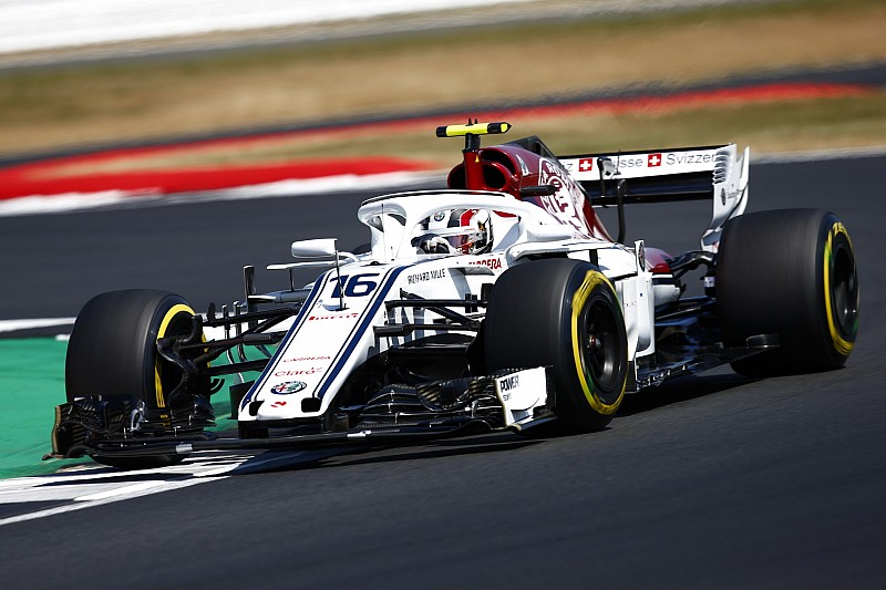 Leclerc vindt het te vroeg voor vergelijkingen met grote F1-coureurs