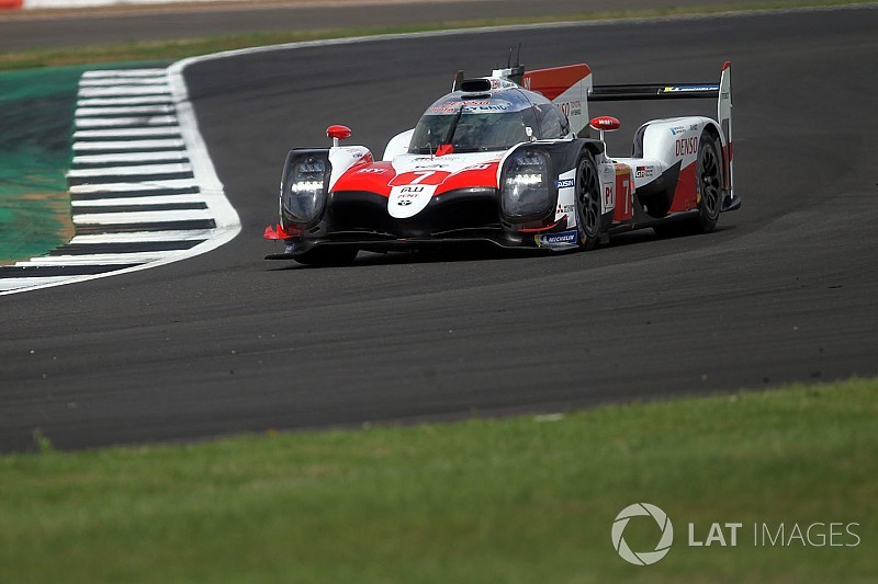 Un error de Nakajima da la pole al Toyota #7 en Silverstone y Alonso saldrá 2º