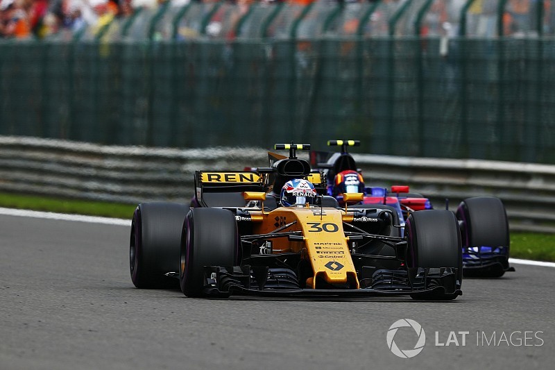 Palmer szerint büntetni kellett volna Alonsót