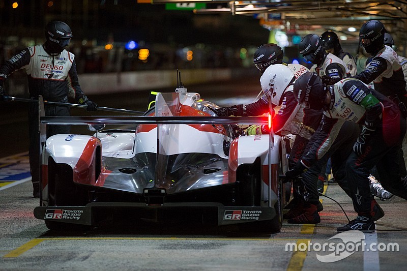 Toyota suggests hybrid tech