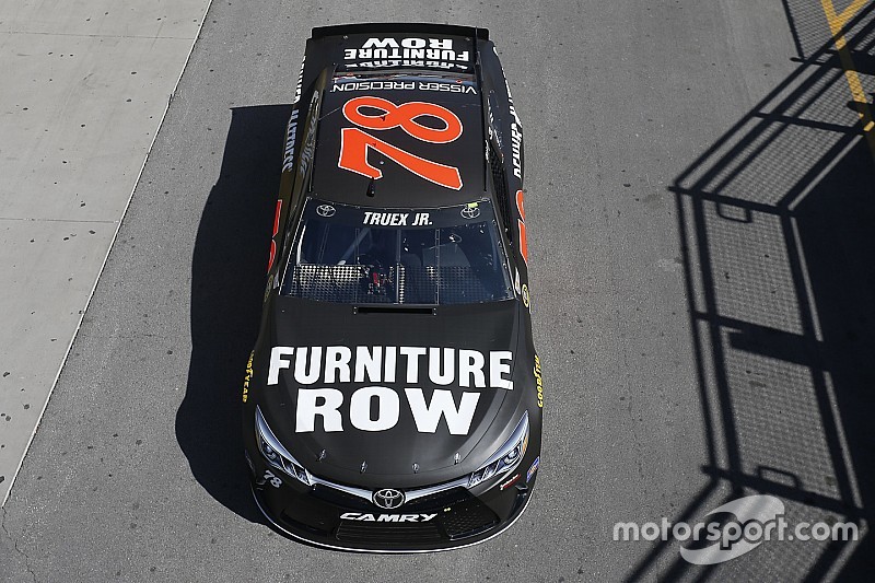 Truex calls roof flap infraction an