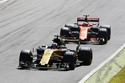 McLaren: Renault melhorou em confiabilidade e potência