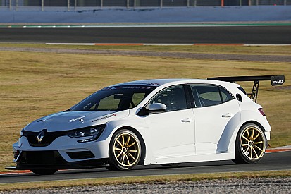 Valencia: iniziati i test BoP, la Renault si rompe e Morbidelli sbatte