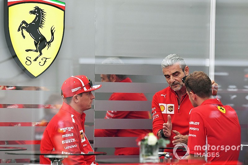Doornbos, Vettel'in yarışlarda acele etmesine anlam veremiyor