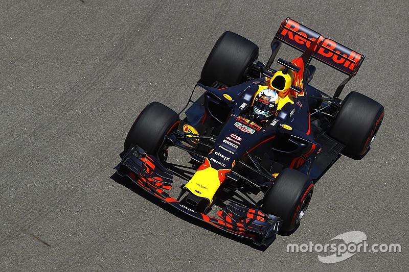 Ricciardo ne regarde pas plus haut que le top 5 à Sotchi