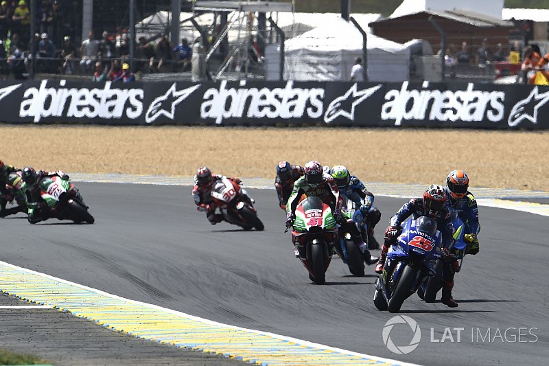 Viñales estalla: “Hay que cambiar cosas en mi lado del box”