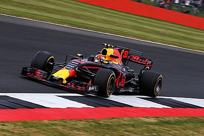 Red Bull шукає відповіді на проблеми з темпом у Сільверстоуні