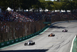 Felipe Massa, Williams FW40, Fernando Alonso, McLaren MCL32, Sergio Perez, Sahara Force India F1 VJM