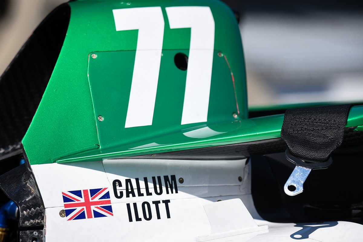 Nama Callum Ilott menempel di mobil Juncos-Hollinger Chevrolet