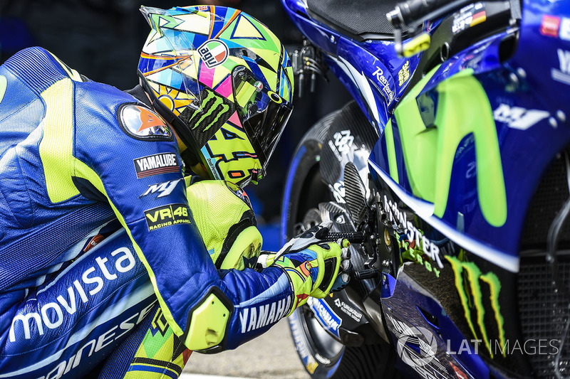 Валентино Росси, Yamaha Factory Racing