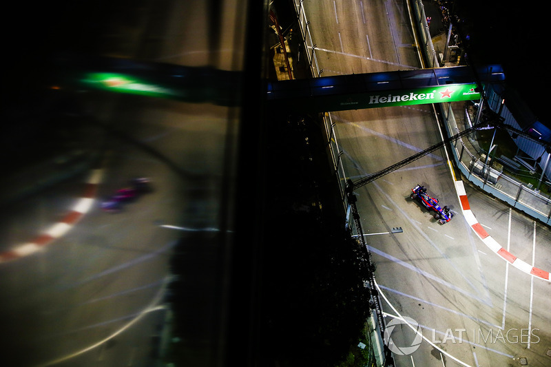 Carlos Sainz Jr., Scuderia Toro Rosso STR12