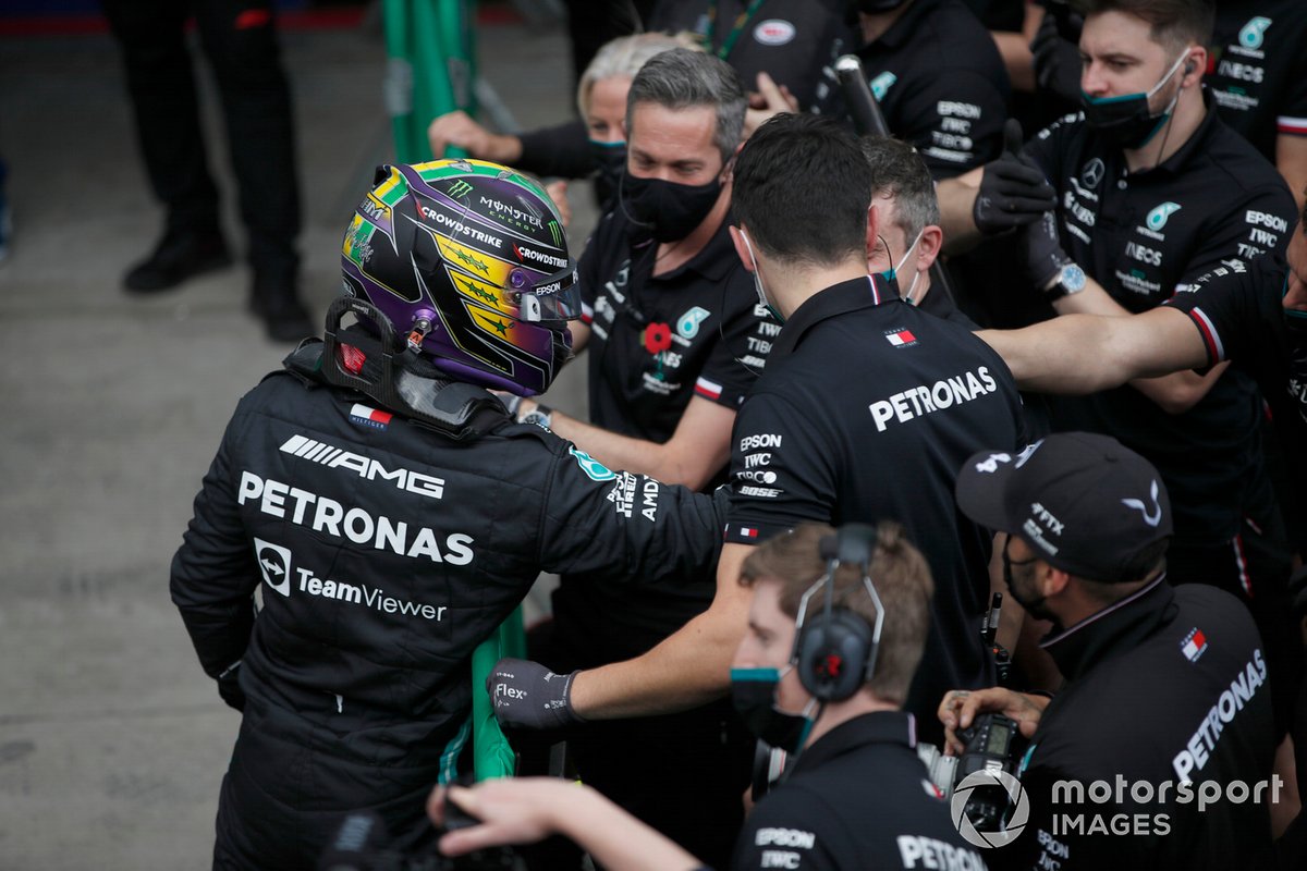 Lewis Hamilton, Mercedes, celebrates with his team after securing pole for the Sprint race