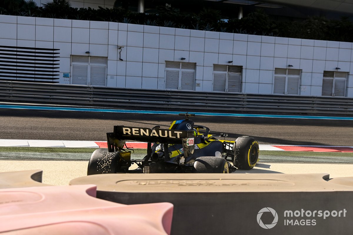 Разворот Гуанью Чжоу, Renault F1 Team R.S.20