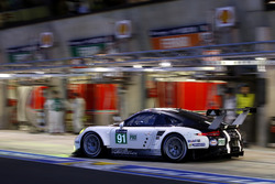 #91 Porsche Motorsport Porsche 911 RSR: Нік Тенді, Патрік Пілет, Кевін Естр