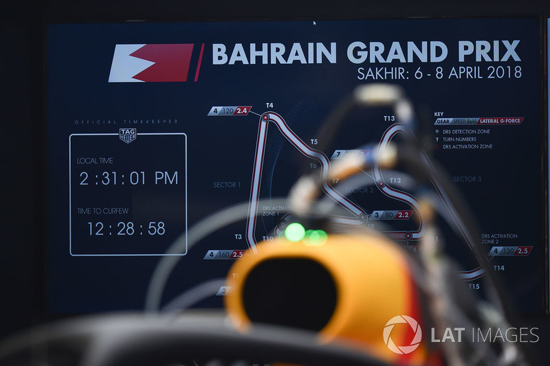 Red Bull Racing garajı