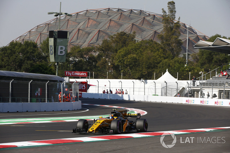 Carlos Sainz Jr., Renault Sport F1 Team RS17