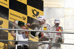 Podium: Marco Wittmann, BMW Team RMG, BMW M4 DTM and Stefan Reinhold, Team principal BMW Team RMG