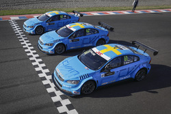 Nicky Catsburg, Thed Björk, Nestor Girolami, Polestar Cyan Racing, Volvo S60 Polestar durante la cal