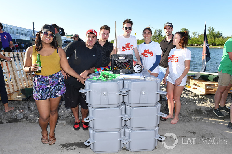 Raft race