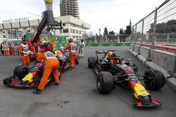 Разбитые автомобили RB14 Макса Ферстаппена и Даниэля Риккардо, Red Bull Racing