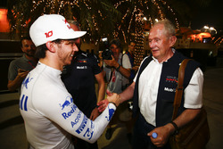 Pierre Gasly, Toro Rosso ve Helmut Markko, Danışman, Red Bull Racing, 4. sırayı kutluyor