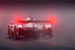 #8 Toyota Gazoo Racing Toyota TS050 Hybrid: Anthony Davidson, Sébastien Buemi, Kazuki Nakajima