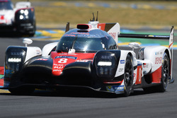 #8 Toyota Gazoo Racing Toyota TS050 Hybrid: Anthony Davidson, Sébastien Buemi, Kazuki Nakajima
