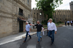 Charlie Whiting en Herman Tilke in Baku om het circuit in inspecteren