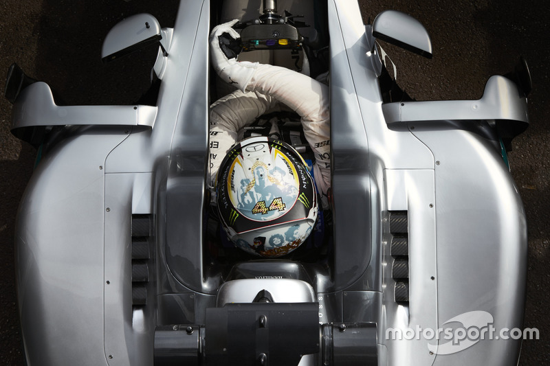Льюіс Хемілтон, Mercedes AMG F1 W07 Hybrid