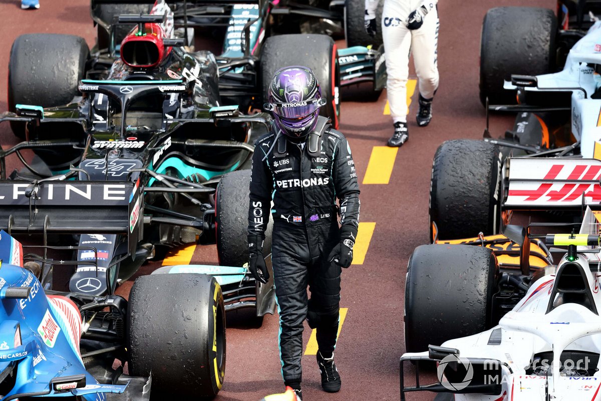 Lewis Hamilton, Mercedes, di Parc Ferme