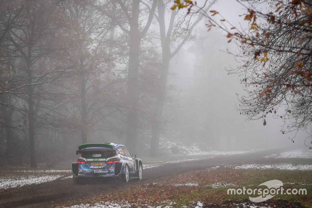 Cuaca berkabut menyelimuti sesi shakedown (pemanasan) Reli Monza 2020.