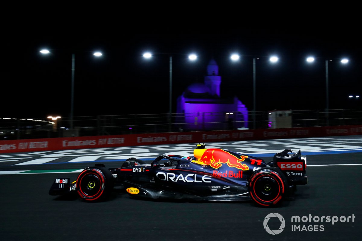 Sergio Perez, Red Bull Racing RB18