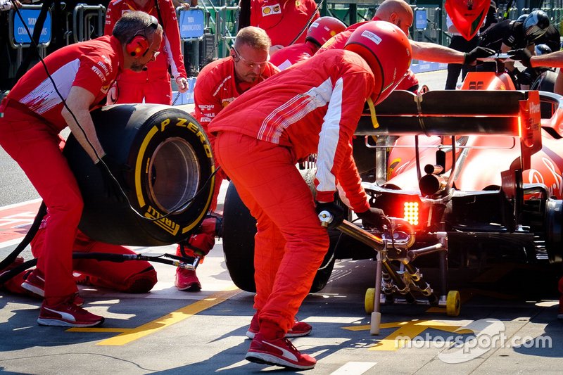 Ferrari durante un pitstop