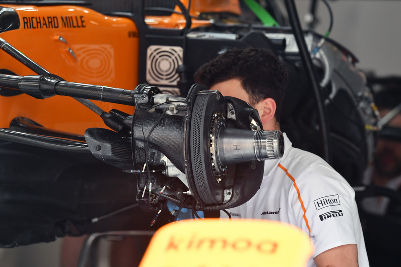 Місце кріплення колеса McLaren MCL33