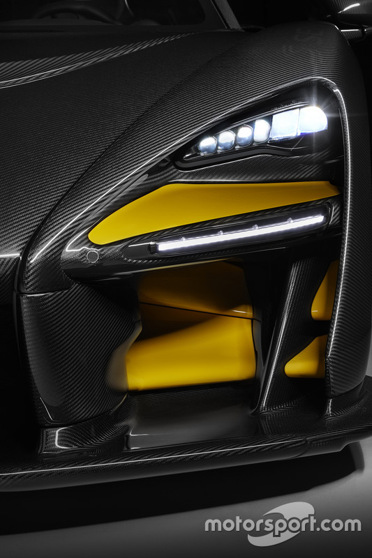 McLaren Senna Carbon Theme