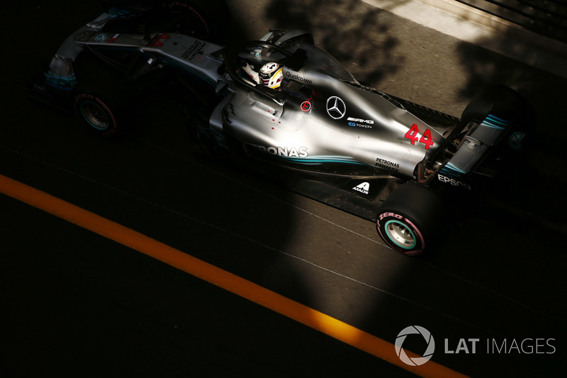 <img src="https://cdn-1.motorsport.com/static/custom/car-thumbs/F1_2018/TESTS/mercedes.png" alt="" width="250" /> Mercedes