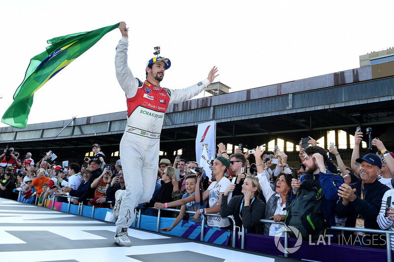 Lucas di Grassi, Audi Sport ABT Schaeffler, places 2nd