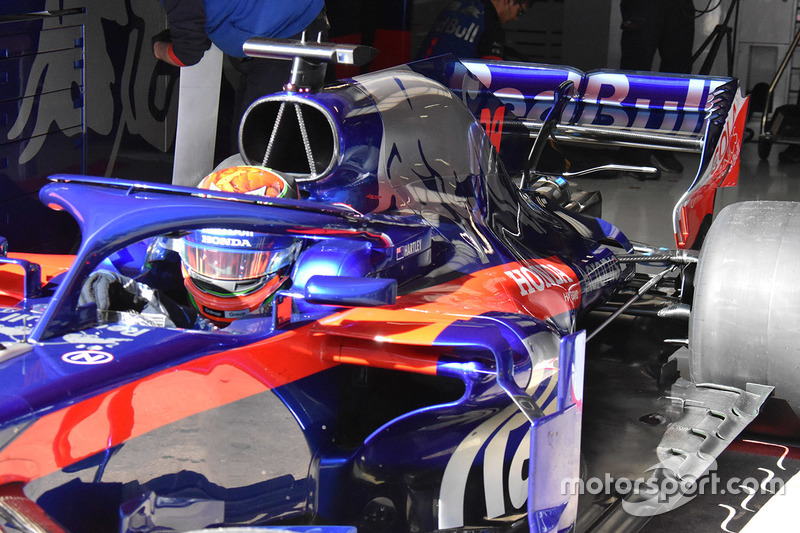 Scuderia Toro Rosso STR13 T-wing